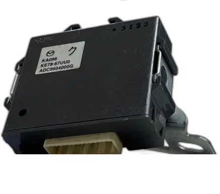 Renault Megane III Trunk lid opening control unit KE7867UU0