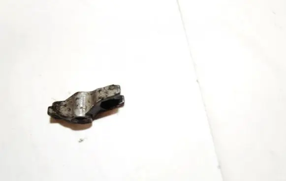 Opel Insignia A Fuel Injector clamp holder