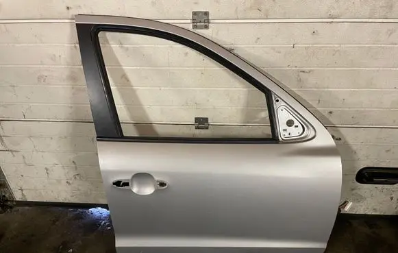 Hyundai Santa Fe Front door