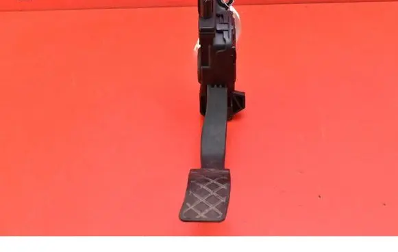 Audi A6 Allroad C7 Accelerator throttle pedal 8K1723523A