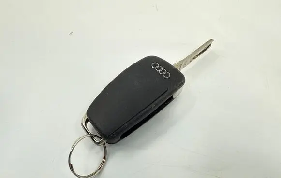 Audi A3 S3 8V Ignition key/card 8V0837220D 5FA01099400