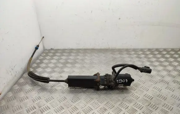 Jaguar XF X250 Hand brake control module B10028072024 7151120