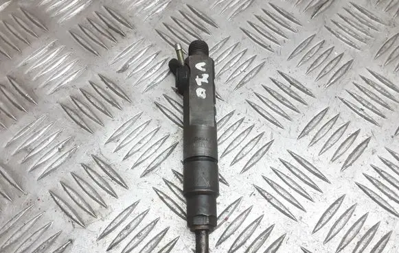 Volvo S70 V70 V70 XC Fuel injector 046130201F