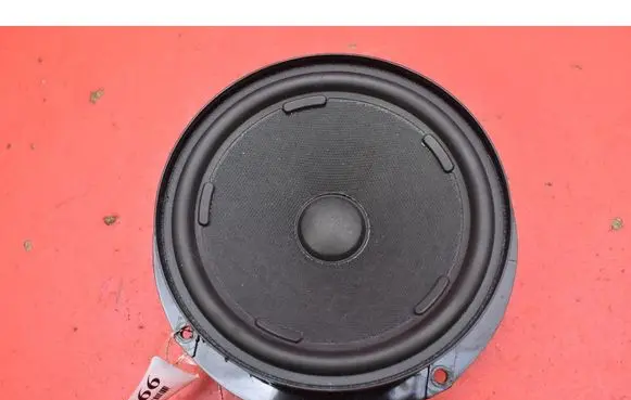 Volkswagen Golf Sportsvan Subwoofer speaker 5G0035453J
