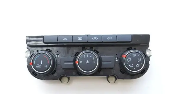 Volkswagen Tiguan Interior fan control switch 5HB01117708 18452600