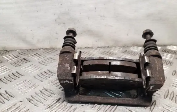 Hyundai Tucson JM Brake caliper pad carrier rear 
