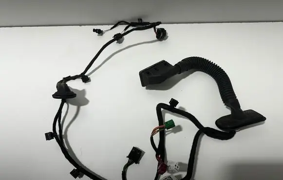 Mercedes-Benz E W213 Rear door wiring loom A2135406831