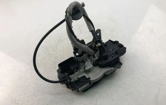 Volvo V40 Rear door lock 31440392