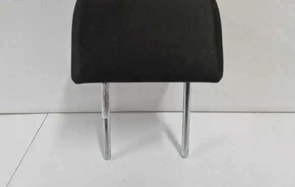 Nissan Qashqai Rear seat headrest 
