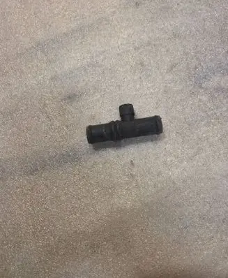 Audi A8 S8 D2 4D Engine coolant pipe/hose 