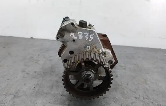 Fuel injection high pressure pump