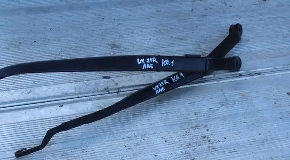 Lexus UX Front wiper blade arm