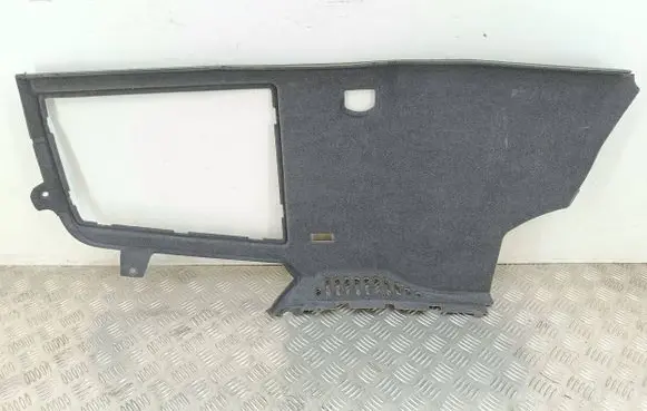 Trunk/boot lower side trim panel