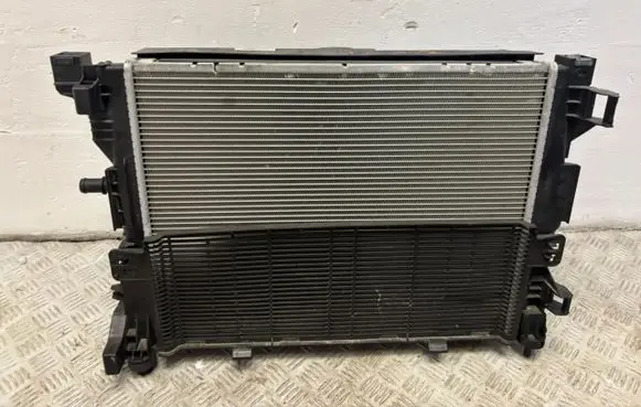 Renault Zoe Front bodywork piece 