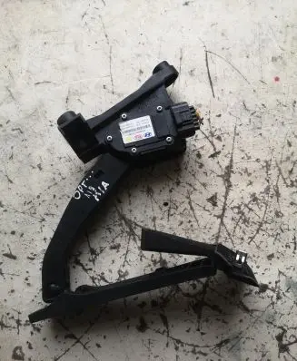 KIA Optima Accelerator throttle pedal GK20034D2T960