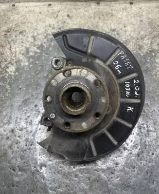 Volkswagen PASSAT B6 Front wheel hub