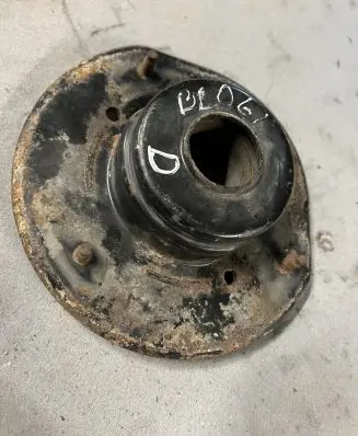 Chrysler Grand Voyager IV Front upper strut mount 