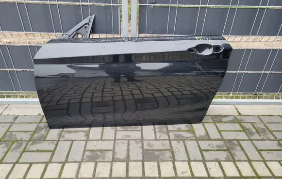 BMW 1 E82 E88 Rear door