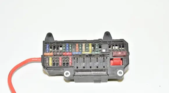 BMW 7 E65 E66 Fuse module 6900583