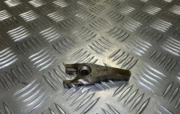 Citroen DS5 Fuel Injector clamp holder