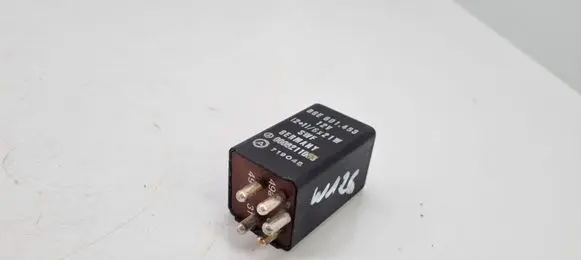 Mercedes-Benz S W126 Other relay 0008211063