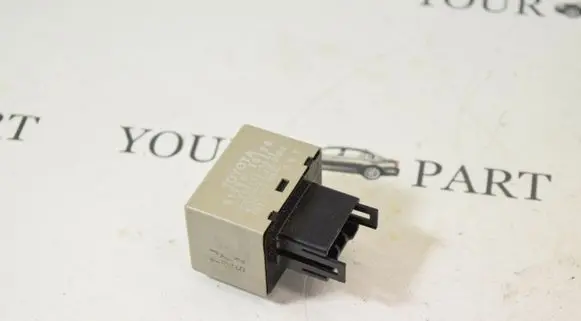 Lexus IS 220D-250-350 Other relay 8198030170