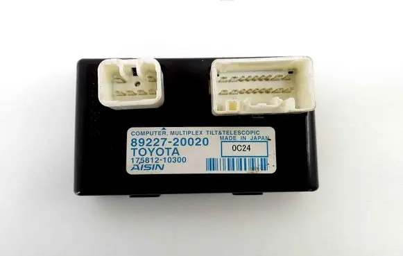 Toyota Avensis T270 Other devices 17581210300 8922720020