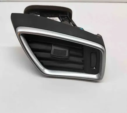 Nissan Qashqai Dashboard air vent grill cover trim 687604EH0A 687604EA0A