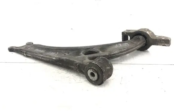 Volkswagen PASSAT B6 Front lower control arm/wishbone 3C0407153B