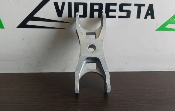Skoda Octavia Mk3 (5E) Fuel Injector clamp holder