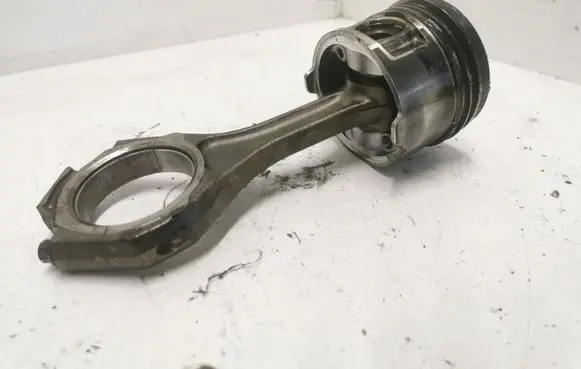 Opel Signum Piston with connecting rod