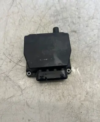 Volkswagen Golf V Turbo solenoid valve 3C0906625 400434F