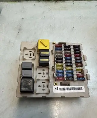 Ford Focus Fuse module 2M5T14A073BD