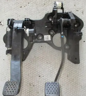 Opel Karl Pedal assembly 42388890