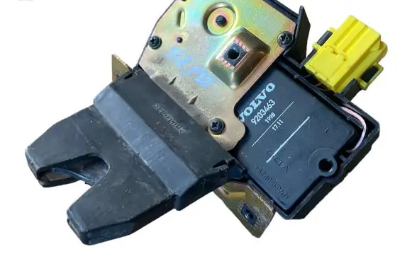 Volvo S80 Tailgate/trunk/boot lock/catch/latch 9170974
