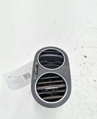 Volkswagen Golf Plus Dashboard side air vent grill/cover trim 5M0819759 5M0819704