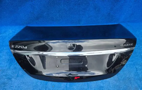 Mercedes-Benz E W213 Tailgate/trunk/boot lid A2137503400