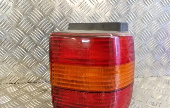 Volkswagen PASSAT B4 Rear/tail lights 394130 63297