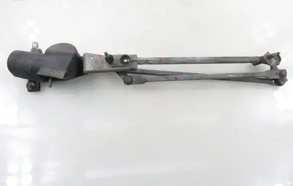 Ford Focus Front wiper linkage 