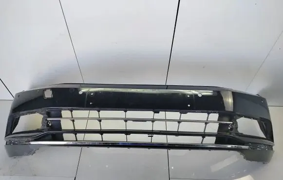 Volkswagen PASSAT B8 Front bumper 3G0807221A
