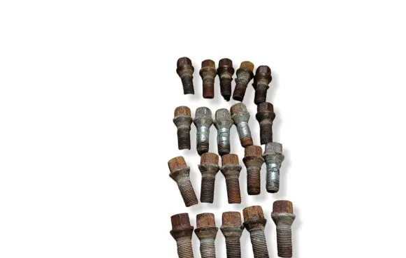 Volvo V70 Nuts/bolts 