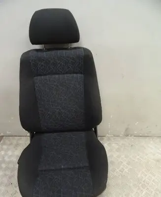 Volkswagen Polo III 6N 6N2 6NF Front driver seat 