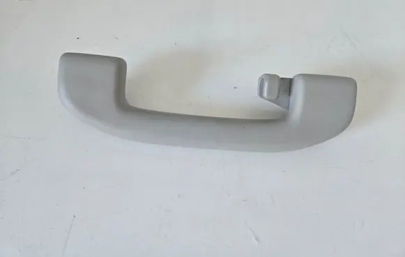 Nissan Leaf II (ZE1) Rear interior roof grab handle