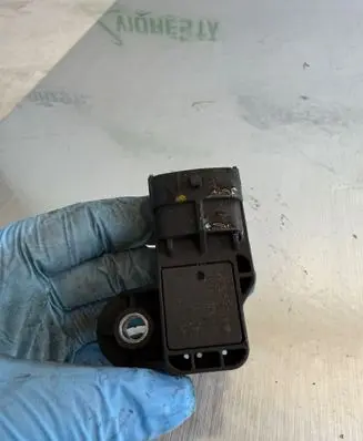 Honda CR-V Air pressure sensor 0281006576 140717T062108E