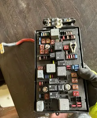 Opel Insignia A Fuse box set 529050199 13255300