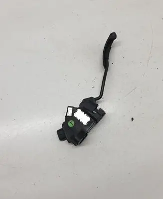 Toyota Avensis T270 Accelerator throttle pedal 7811005020 50530160201 09030B
