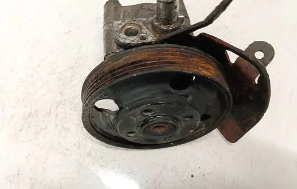 Volvo XC60 Power steering pump
