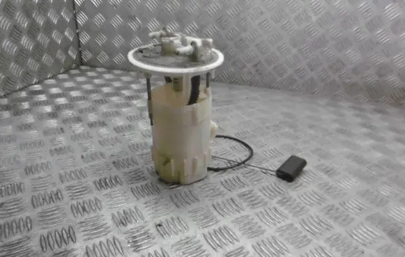 Renault Scenic II - Grand scenic II Mechanical fuel pump 