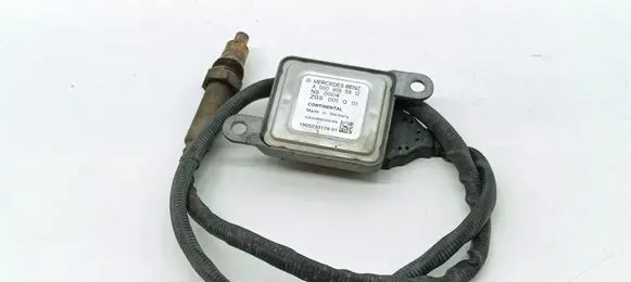 Mercedes-Benz ML W166 Lambda probe sensor A0009055812