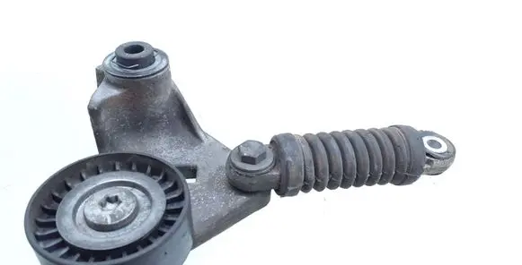 Ford Mondeo Mk III Alternator belt tensioner 